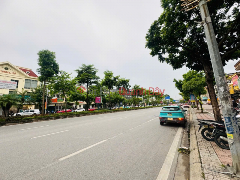 SUPERB PROPERTY ON A CAR-ACCESSIBLE ALLEYWAY – TU DINH AREA <br \\/> 46m² x 6 floors, garage, elevator, fully furnished Sales Listings