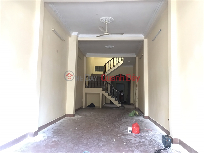 1t2l space for rent on Nguyen An Ninh street, P7, crowded city Rental Listings