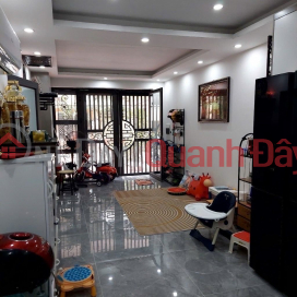 1st floor apartment Hoang Quoc Viet, area 45\/60m2, 6.5 billion, car parking at the door, business _0