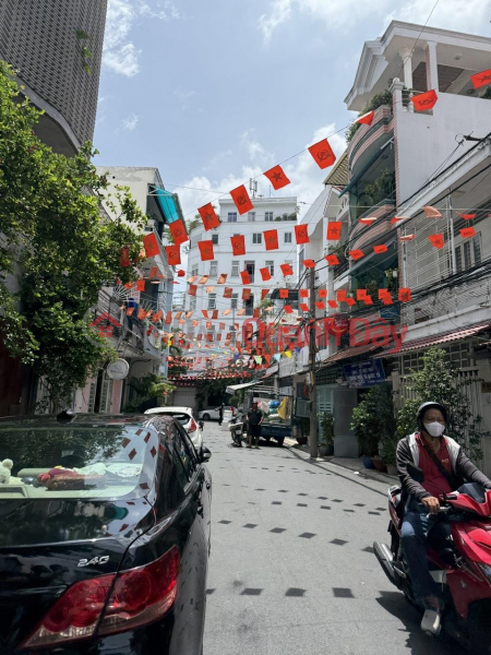 đ 14.5 Billion, **House for sale in front of K300 area, Nguyen Ba Tuyen street, ward 12, Tan Binh (7*12)