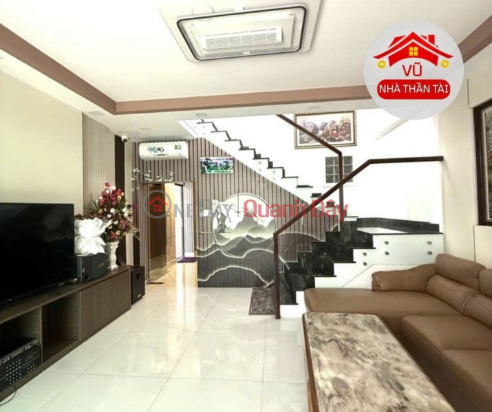 Property Search Vietnam | OneDay | Residential | Sales Listings Beautiful House for Sale, Frontage in District 4, near Vinh Khanh, 2 Car Parking, 4 Floors, 5.3 x 9.5m, Price 8 Dong