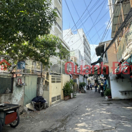 Deeply Suffocating, Urgent Sale of House C4, Car Alley, Nguyen Trai, District 1, 6x16m, Only 15 Billion _0