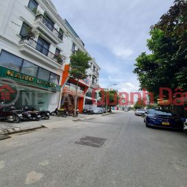 Only 2 billion x 40m2 of land in Trau Quy, Gia Lam, motorway, central location. Contact 0989894845 _0