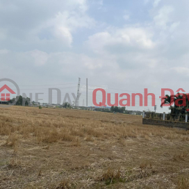 Land for sale in Tan Buu, Ben Luc, Long An 20,335m2 price 3.5 million\/m2 300m from Nguyen Huu Tri street _0