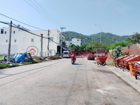 BÁN ĐẤT TẶNG NHÀ CẤP 4 – TRUNG TÂM BẮC NHA TRANG – GIÁ TỐT _0