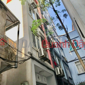 Cho thuê nhà ngõ Trần Thái Tông, 4 tầng x 35m2, 3 ngủ, 3 vệ sinh, 15 triệu/th _0