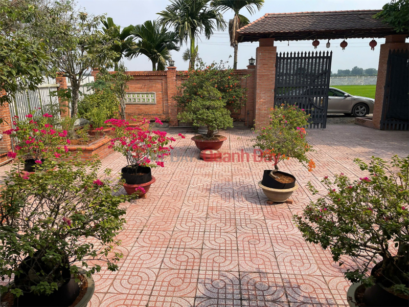 Please Select, Residential, Sales Listings đ 2.35 Billion