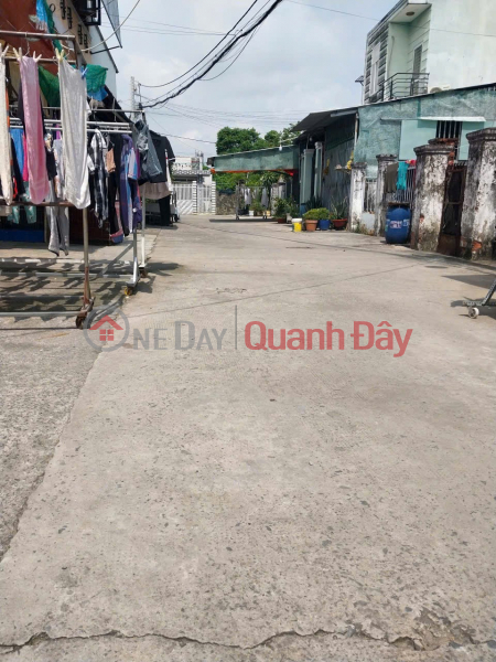 HOT HOT - URGENTLY NEED TO SELL A STREET FRONT LOT OF LAND IN Tan Thoi Nhi Commune, Hoc Mon District, Ho Chi Minh City, Vietnam | Sales | đ 2.29 Billion