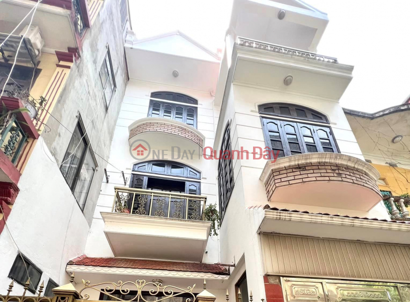 EXTREMELY rare Mrs. Trieu, NGUYEN TRAI, HA DONG DISTRICT, NEAR THE STREET, CAR INTO HOME 65M2 QUICKLY 7 BILLION Sales Listings