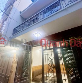 RIGHT AT BINH LONG MARKET - 3.5M STRAIGHT ALley 1 BEAUTIFUL CLEAN AXLE - 2 STORIAL HOUSE - 32M2 - PRICE ONLY 3.1 BILLION _0