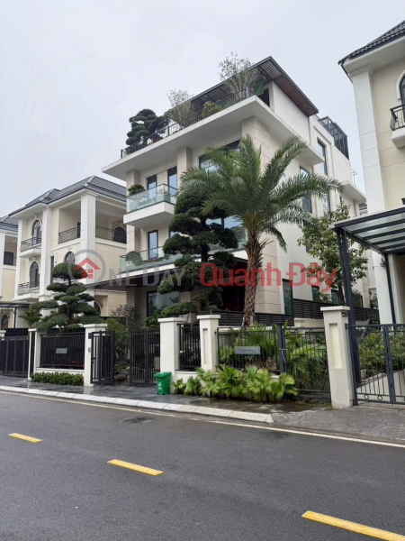 Only one townhouse available at Starlake Tay Ho Tay, 132m2, priced at just 630 million VND\\/m2 - A rare opportunity for investors. | Vietnam Sales đ 83.16 Billion