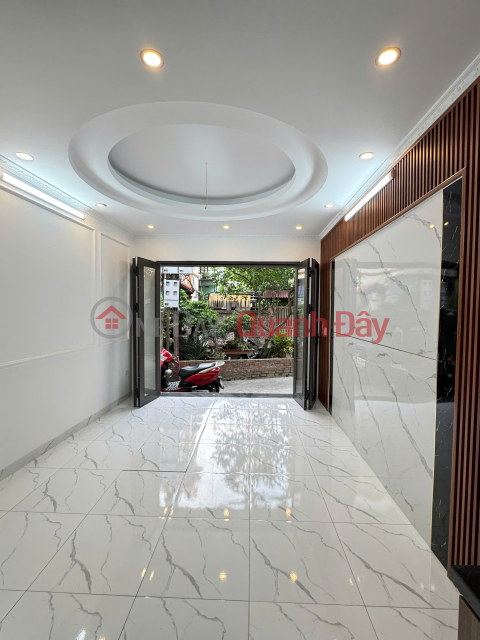 House for sale in Linh Nam Hoang Mai, 30m, 5 floors - Car distance 10m - Dong Thien, Hoang Mai - 6.8 billion, contact 0817606560 _0