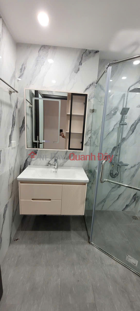 Bán nhà mới 6 tầng thang máy – 6 phòng ngủ – gần chung cư HC & Belliver – khu Hàng Không, Nguyễn Sơn, Long _0