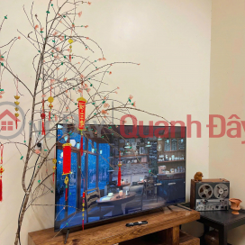 Apartment for rent with 3 street frontages, 9.5 million VND\/month, Trieu Viet Vuong Street, Ward 3, Da Lat. _0