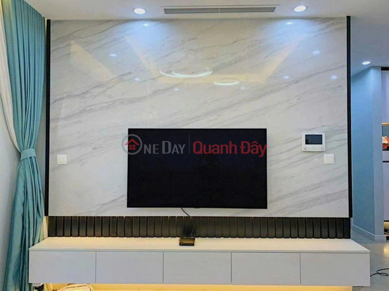 Em cần bán căn 2 ngủ 88m2 VINHOME D’CAPITALE Trần Duy Hưng Việt Nam, Bán đ 8,3 tỷ