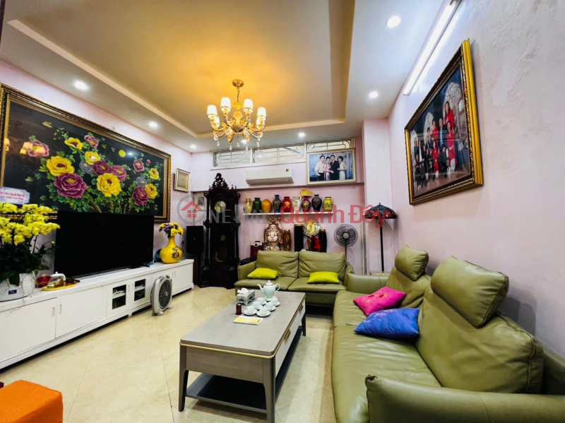 Need to sell urgently, offer 1.5 billion Nguyen Hong townhouse, Dong Da 70M, 6 floors elevator Corner lot, free car, 100% free, Vietnam Sales, đ 15.9 Billion