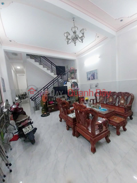 2-STOREY HOUSE FOR SALE OR RENT LE HONG PHONG PHUOC HAI _0