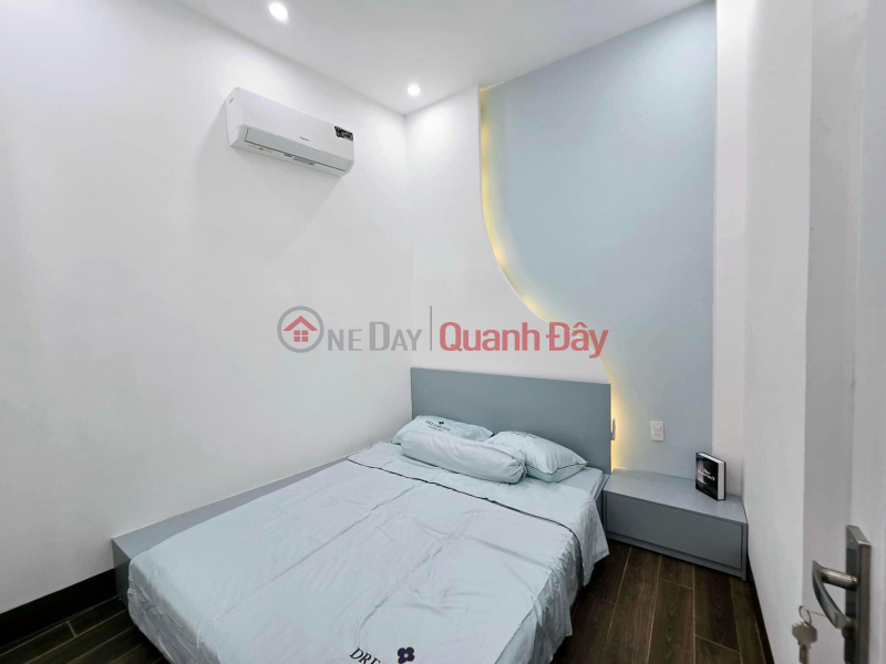 The owner is selling a 2-storey house in Dien Bien Phu, Da Nang, super new house, very good feng shui Sales Listings