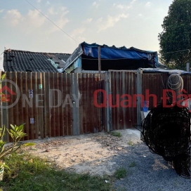 OWNER SELLING 02 LOT OF LAND URGENTLY IN BEAUTIFUL LOCATION IN Hoc Mon, HCMC _0