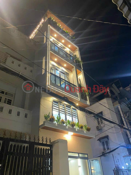 TO NGOC VAN'S HOUSE FOR SALE, NEAR THU DUC MARKET, 5 BRs WITH CAR YARD Sales Listings