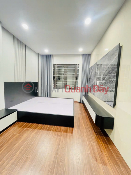 Property Search Vietnam | OneDay | Nhà ở Niêm yết bán | Bán nhà Phố Hoàng Cầu, Vị Trí Trung Tâm, Nhà Mới, Gần Hồ, 39mx5T, Giá: 9.9 Tỷ, Lh: 0396935190.