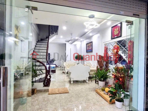 House for sale on Phuong Mai Street, car parking, new house, expanding at the back, airy 9 billion \/ 45m2 _0