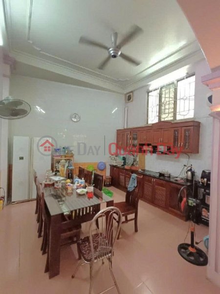 Bán nhà ngõ Mễ Trì Thượng, Nam Từ Liêm. DT 55m2 x 5T, 4PN, Sổ đỏ, Giá 14 tỷ. LH: 0937651883 | Việt Nam, Bán | đ 14 tỷ