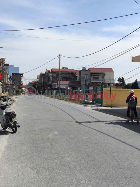 Property Search Vietnam | OneDay | Residential Sales Listings, Owner urgently needs finances to handle personal matters, selling corner plot of land with large paved road frontage in Ninh Co Economic Zone.