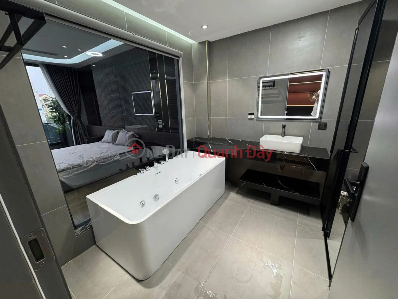 Property Search Vietnam | OneDay | Nhà ở, Niêm yết bán, SIÊU PHẨM 6 TẦNG THANG MÁY-KINH DOANH- Ô TÔ NGỦ TRONG NHÀ Phố Ngô Gia Tự-Long Biên 108m2 X 22.3 Tỷ.