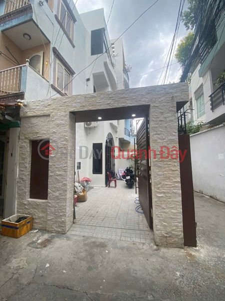 Whole house for rent on Tran Quang Dieu Street Rental Listings