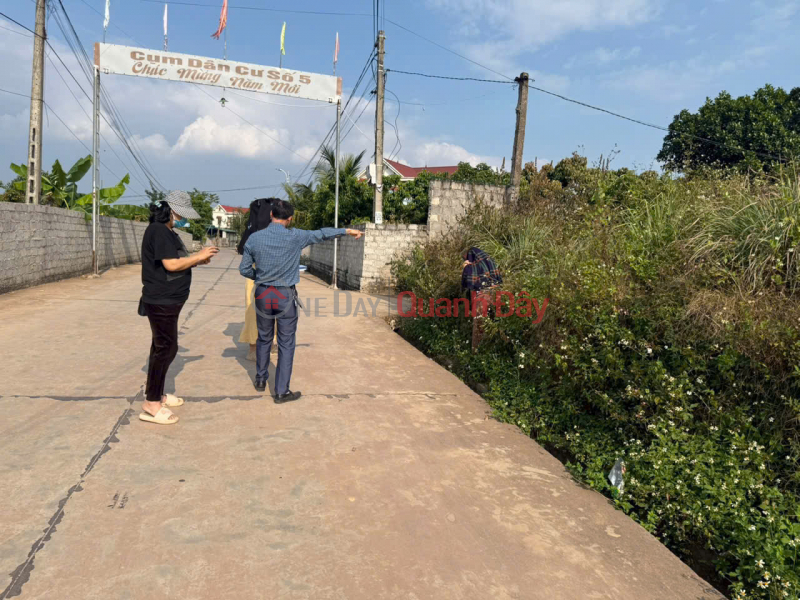 ĐẤT NỀN CHŨ BẮC NINH GIÁ 480 TRIỆU 400M2 GẦN KHU DÂN CƯ Nguyễn Hùng BĐS - 0989333012 Việt Nam | Bán | đ 480 triệu