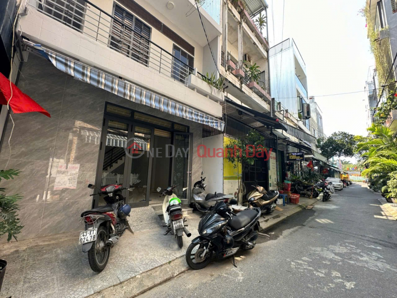 BEAUTIFUL HOUSE - GREAT PRICE - OWNER NEEDS TO SELL QUICKLY in Thanh Khe District, Da Nang City Sales Listings