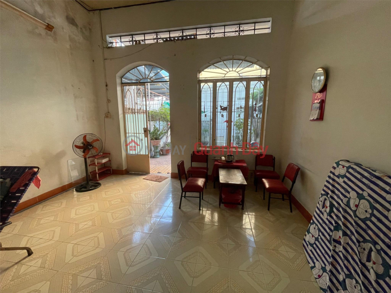 đ 2.5 Billion | BEAUTIFUL HOUSE - GOOD PRICE - OWNER FOR SALE HOUSE RIGHT IN NHA TRANG STATION, PHUONG SAI MARKET
