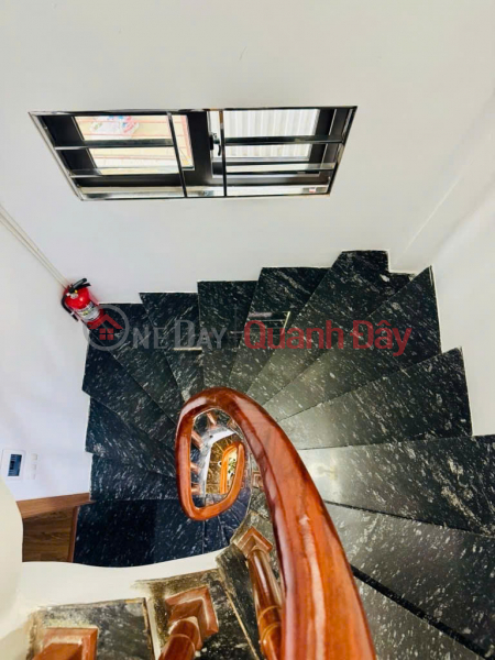 đ 6.6 Billion Time City neighbor, selling house in Minh Khai, area 36m2, 5 floors. Corner lot, 2 open sides, near car, only 6 billion 6