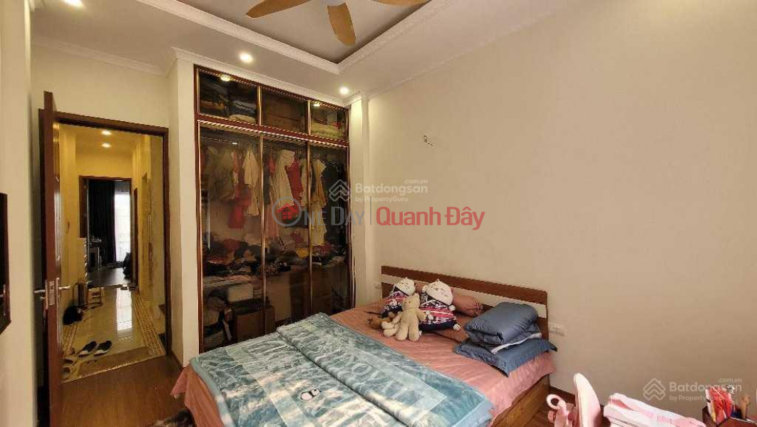 House for sale in Kim Giang, area 50m2 x 5 floors, shallow alley, car parking at door, extremely beautiful, airy, ready to move in, price 7.86 billion | Vietnam, Sales, đ 7.86 Billion