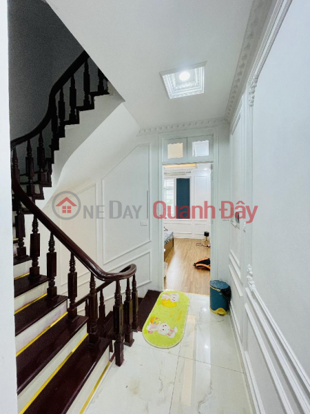 đ 5.25 Billion House for sale in Kim Giang, area 45m2 x 5 floors, ready to move in, price 5.25 billion, shallow alley, near the road