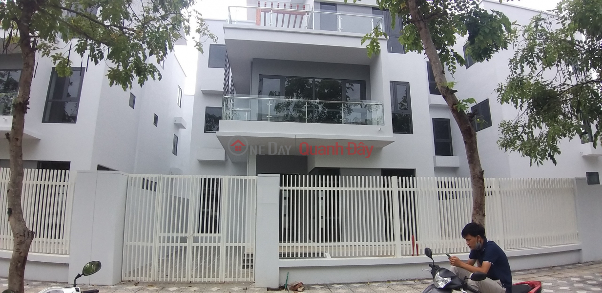 Xuan Phuong villa for rent, 150m2, 4 floors, fully completed, 22 million\\/month for office use Rental Listings
