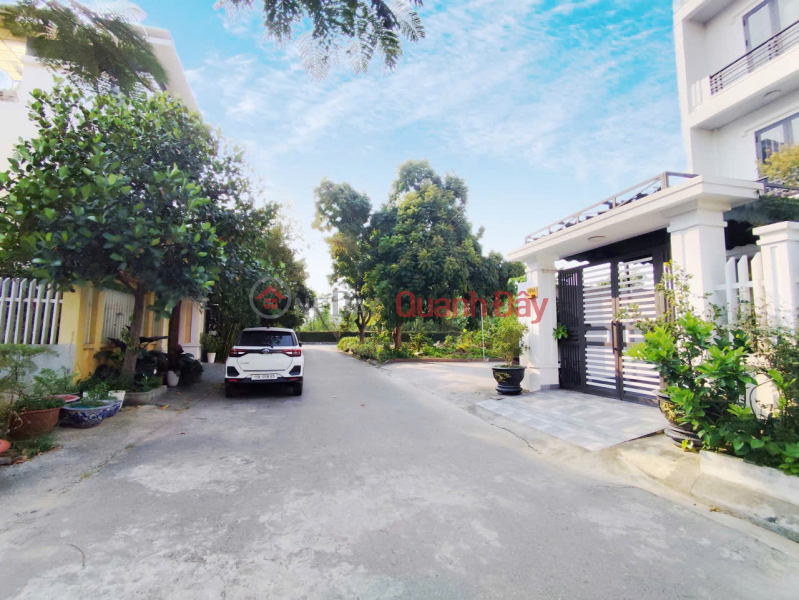 Property Search Vietnam | OneDay | Residential, Sales Listings Land for sale for villa construction south of Lach Tray River - 188m² - 9m frontage - right near Cau Rao Bridge.