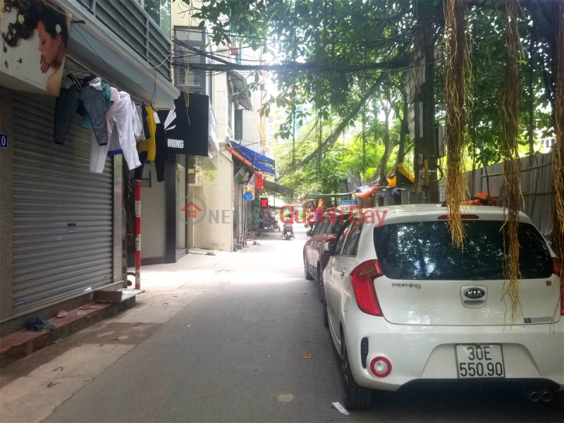 Selling Trung Kinh Townhouse in Cau Giay District. 56m Frontage 6m 10 Billion. Commitment to Real Photos Accurate Description. Owner Thien Chi Vietnam Sales | đ 10.1 Billion