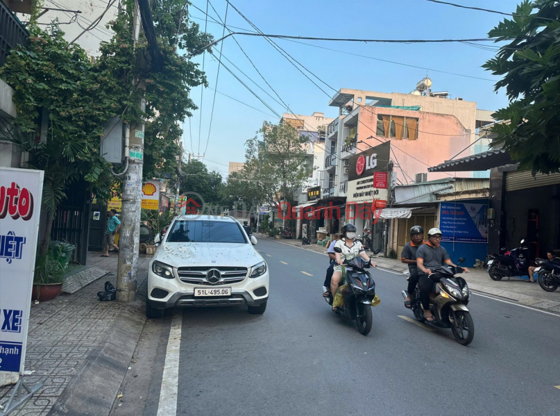 Owner urgently selling - Price reduced by 1 billion to 26 billion - Villa at 105A Nguyen Huu Tien - 189m2 - 16m wide road - 6 bedrooms Vietnam, Sales đ 26 Billion