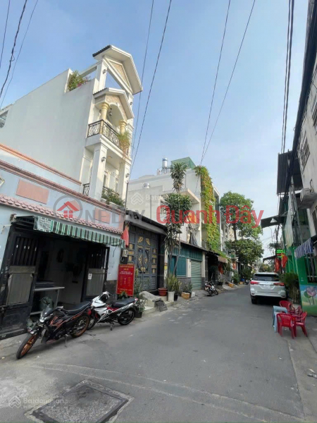 4x18m - brand new 2-storey house with 3 bedrooms, 6m wide truck alley - Lot Tu - BHH A adjacent to Tan Phu, only over 5 billion Sales Listings