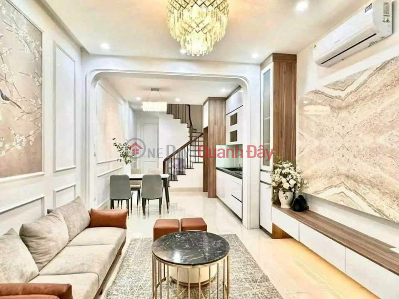 5-FLOOR HOUSE FOR SALE Area: 35M2 PRICE OVER 4 BILLION IN KHUONG TRUNG STREET AT THE FOURTH INTERSECTION OF THANH XUAN DISTRICT, HANOI. Sales Listings