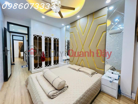 Dang Tien Dong 67m 5 floors 13.88 billion car parking at VIP gate 0986073333 _0