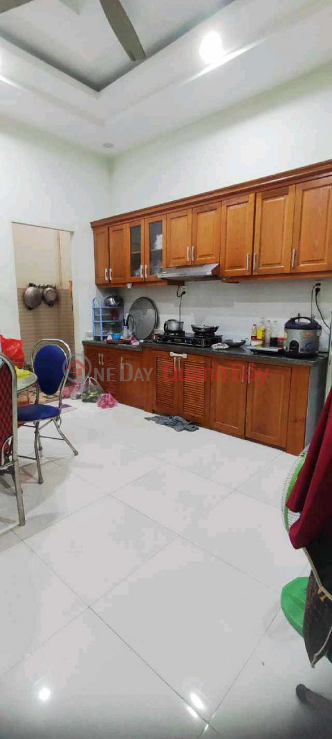 Nhà 3 Tầng - DT : 4x19 = 76m² Hẻm ôtô 6m , Bình Tân _0