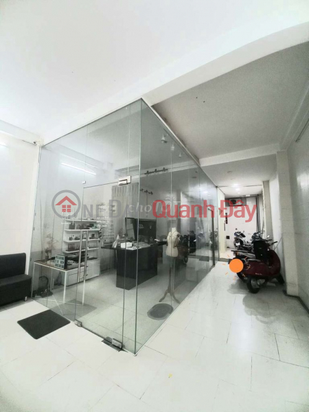 50m2 space for rent on 3\\/2 Street - price only 10 million | Vietnam | Rental đ 10 Million/ month