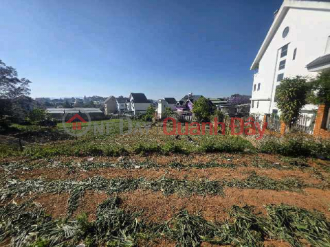 bán nhanh lô đất xây dựng DT : 1028m² full thổ cư, ngang 12m _0