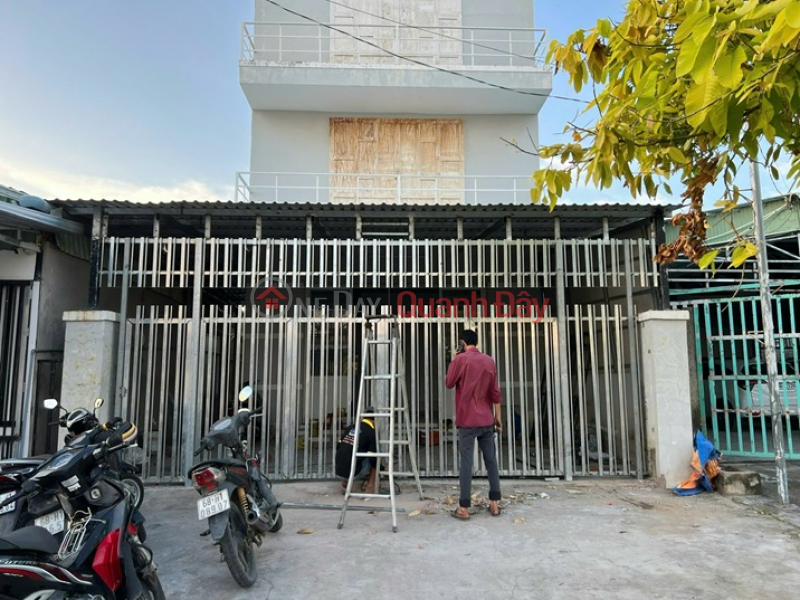 BEAUTIFUL BIRD'S NEST HOUSE - GOOD PRICE - OWNER FOR SALE AT 24 Le Hong Phong Street, Phao Dai Ward, Ha Tien City, Vietnam, Sales, đ 7.5 Billion