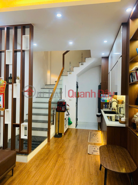 | Please Select | Residential, Sales Listings, đ 6.6 Billion