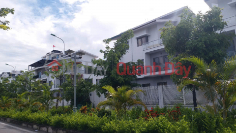 Bán biệt thự đơn lập Xuân Phương, 200m2, 4 tầng, sổ đỏ chính chủ, vị trí đẹp _0