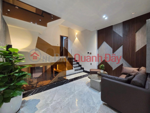**House for sale on Pham Van Hai street, ward 3, Tan Binh district; 5*25; 10 bedrooms, right next to PVH market _0